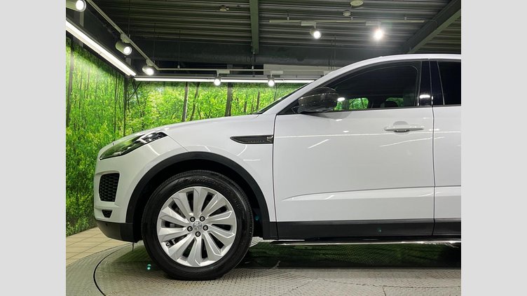 2017 認定中古車 Jaguar E-Pace ユーロン ホワイト P250 オートマチック全輪駆動 S