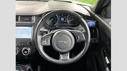 E-Pace 32