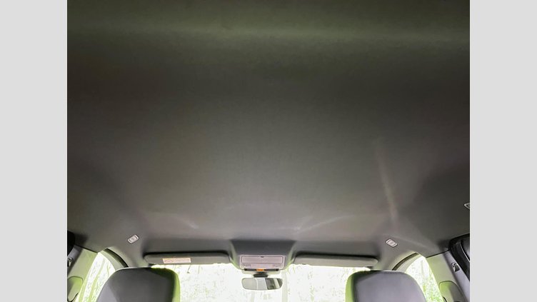 2017 認定中古車 Jaguar E-Pace ユーロン ホワイト P250 オートマチック全輪駆動 S