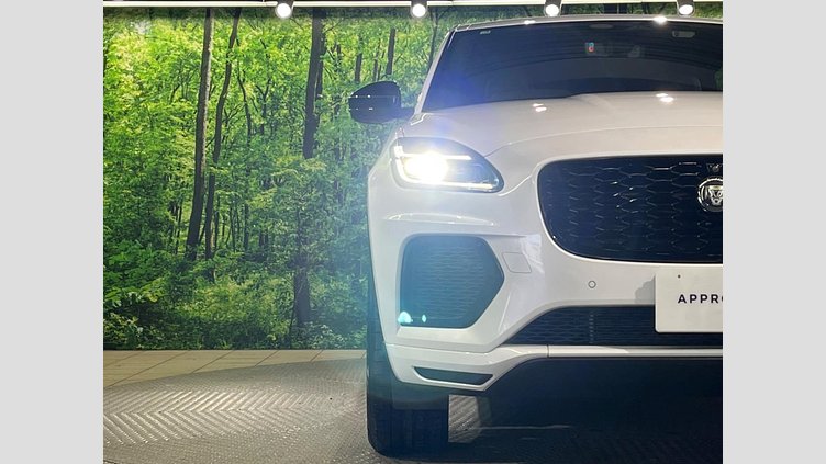 2024 認定中古車 Jaguar E-Pace オストゥーニパールホワイト P300eプラグインハイブリッド（ガソリン） R-DYNAMIC HSE