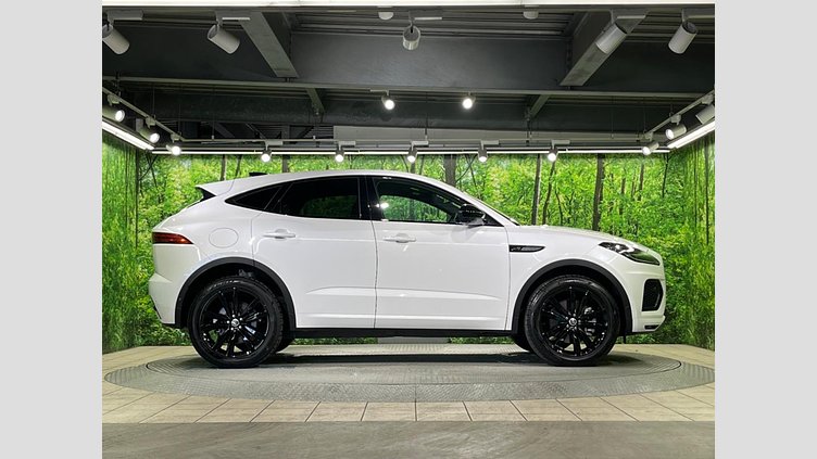 2024 認定中古車 Jaguar E-Pace オストゥーニパールホワイト P300eプラグインハイブリッド（ガソリン） R-DYNAMIC HSE
