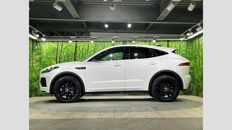 2024 認定中古車 Jaguar E-Pace オストゥーニパールホワイト P300eプラグインハイブリッド（ガソリン） R-DYNAMIC HSE