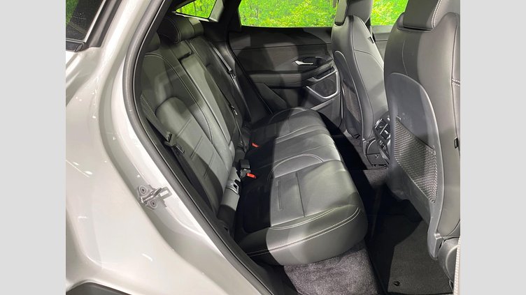 2024 認定中古車 Jaguar E-Pace オストゥーニパールホワイト P300eプラグインハイブリッド（ガソリン） R-DYNAMIC HSE