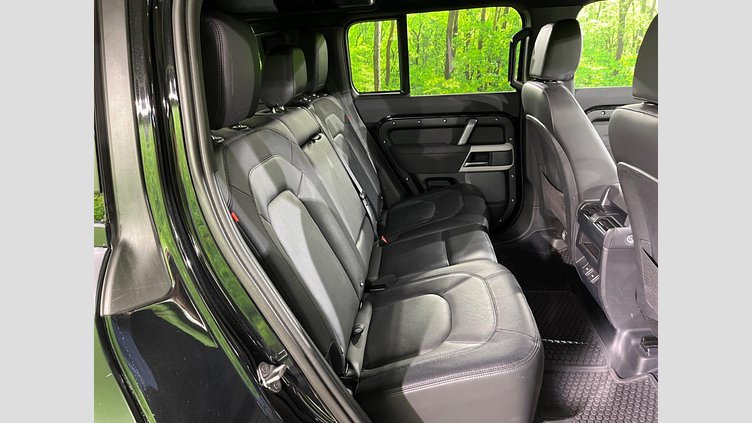 2023 認定中古車 Land Rover Defender 110 アイガーグレイ D300 AWD（AT） X-DYNAMIC SE