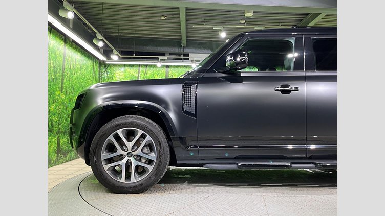 2023 認定中古車 Land Rover Defender 110 アイガーグレイ D300 AWD（AT） X-DYNAMIC SE