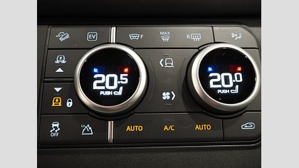 Defender 110 8