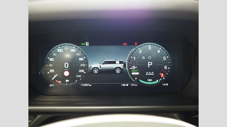 2024 Begagnad Land Rover Defender 110 Pangea Green Bensin Laddhybrid X-Dynamic SE