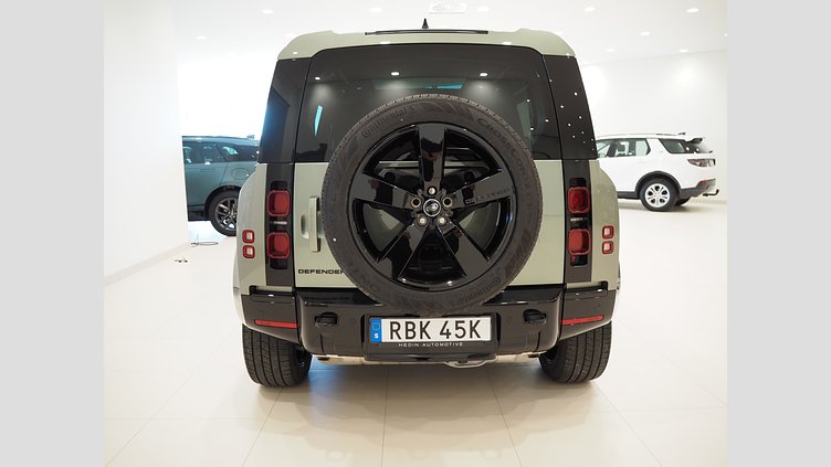 2024 Begagnad Land Rover Defender 110 Pangea Green Bensin Laddhybrid X-Dynamic SE