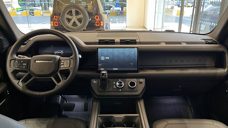 2025 新車 Land Rover Defender 110 (1DJ) 盤古大陸綠 Pangea Green D300  輕油電混合 X-Dynamic HSE