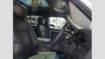 Defender 110 30