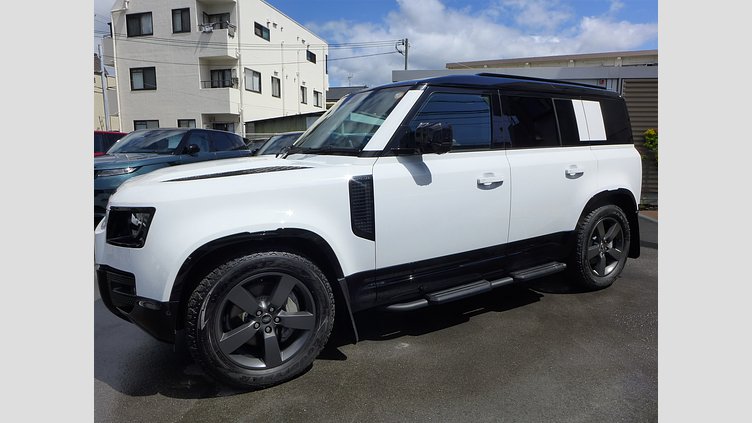2025 認定中古車 Land Rover Defender 110 フジホワイト D350 ディーゼルマイルドハイブリッド X-Dynamic HSE