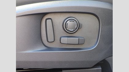 Defender 110 28