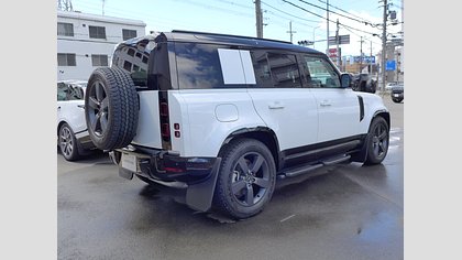 Defender 110 6
