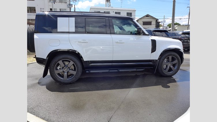 2025 認定中古車 Land Rover Defender 110 フジホワイト D350 ディーゼルマイルドハイブリッド X-Dynamic HSE