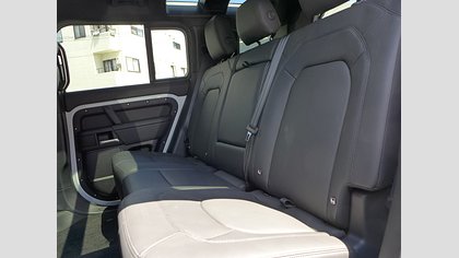 Defender 110 41