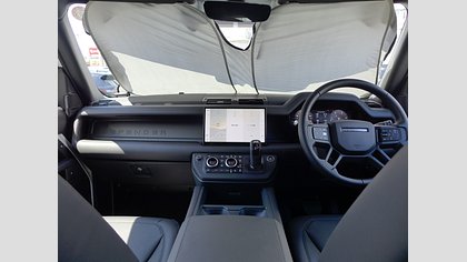 Defender 110 43