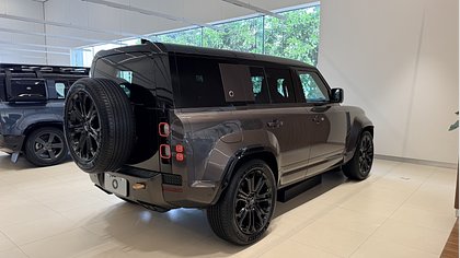 Defender 110 4