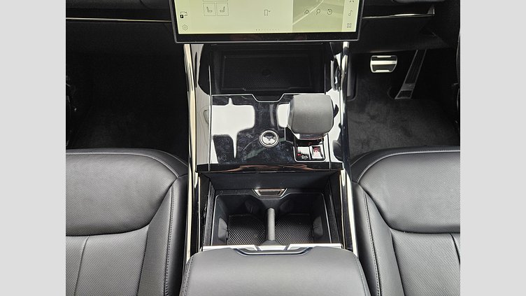 2023 認定中古車 Land Rover Range Rover Sport フィレンツェレッド D300マイルドハイブリッド スタンダードホイールベース Dynamic SE