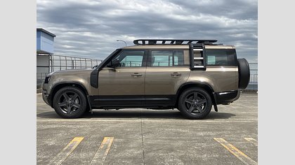 Defender 130 4