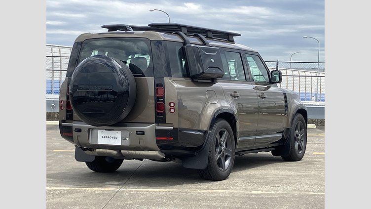 2025 認定中古車 Land Rover Defender 130 ゴンドワナストーン D350 ディーゼルマイルドハイブリッド X-Dynamic SE