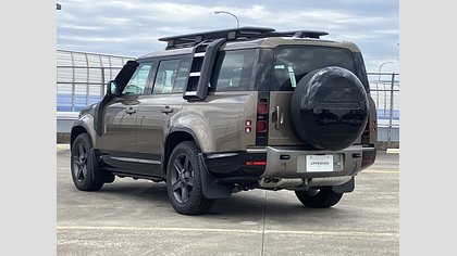 Defender 130 7