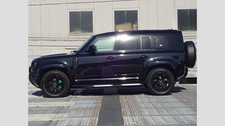2023 認定中古車 Land Rover Defender 110 サントリーニブラック D300 AWD（AT） X-DYNAMIC HSE