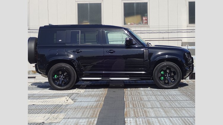 2023 認定中古車 Land Rover Defender 110 サントリーニブラック D300 AWD（AT） X-DYNAMIC HSE