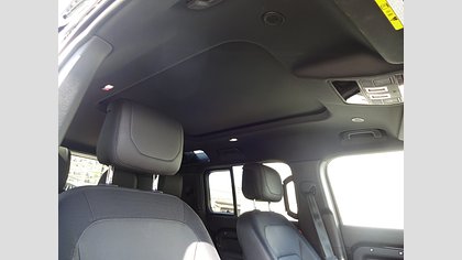 Defender 110 11