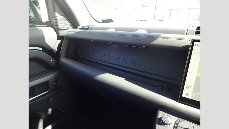 2023 認定中古車 Land Rover Defender 110 サントリーニブラック D300 AWD（AT） X-DYNAMIC HSE