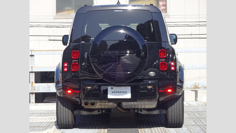 2023 認定中古車 Land Rover Defender 110 サントリーニブラック D300 AWD（AT） X-DYNAMIC HSE