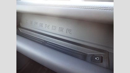 Defender 110 30