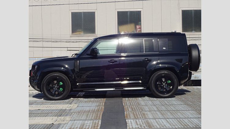 2023 認定中古車 Land Rover Defender 110 サントリーニブラック D300 AWD（AT） X-DYNAMIC HSE