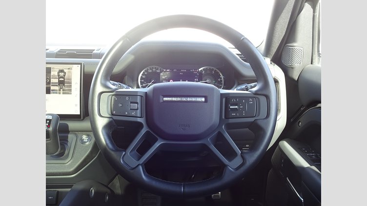 2023 認定中古車 Land Rover Defender 110 サントリーニブラック D300 AWD（AT） X-DYNAMIC HSE
