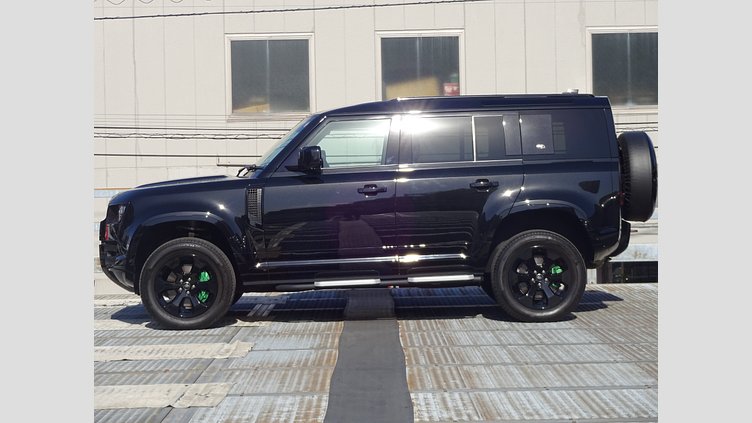 2023 認定中古車 Land Rover Defender 110 サントリーニブラック D300 AWD（AT） X-DYNAMIC HSE