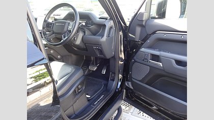 Defender 110 43