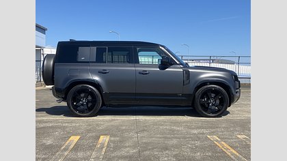 Defender 110 3