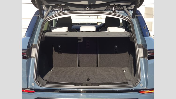 2024 認定中古車 Land Rover Range Rover Evoque トライベッカブルー D200マイルドハイブリッド（ディーゼル） Standard Wheelbase S