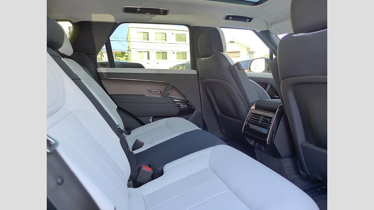 2023 認定中古車 Land Rover Range Rover Sport ボラスコグレイ 3.0リッター6気筒300PSターボチャージドディーゼルMHEV（オートマチック） DYNAMIC S