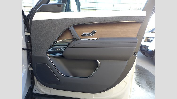2023 認定中古車 Land Rover Range Rover Sport ボラスコグレイ 3.0リッター6気筒300PSターボチャージドディーゼルMHEV（オートマチック） DYNAMIC S