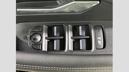E-Pace 1