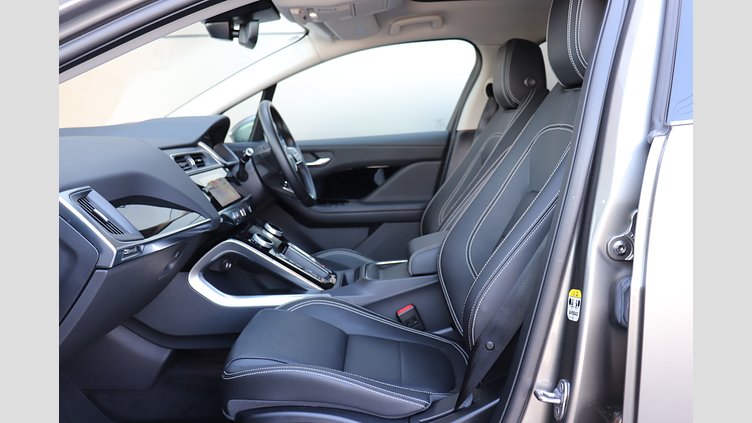 2019 認定中古車 Jaguar I-Pace シリコンシルバー EV400 SE