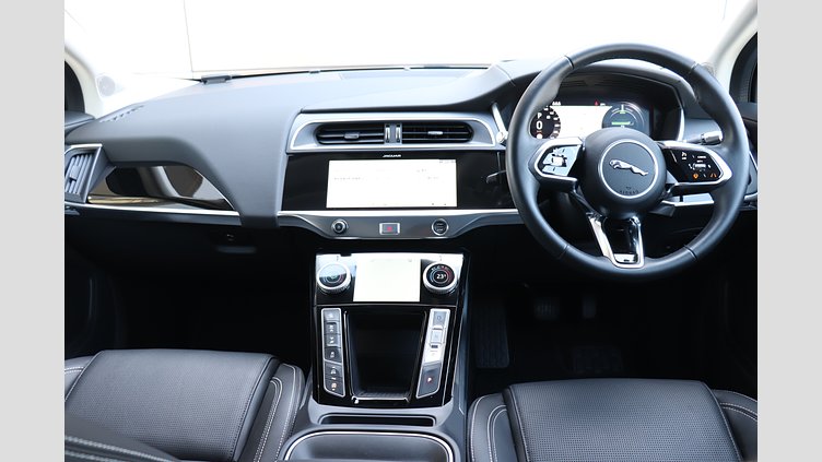 2019 認定中古車 Jaguar I-Pace シリコンシルバー EV400 SE