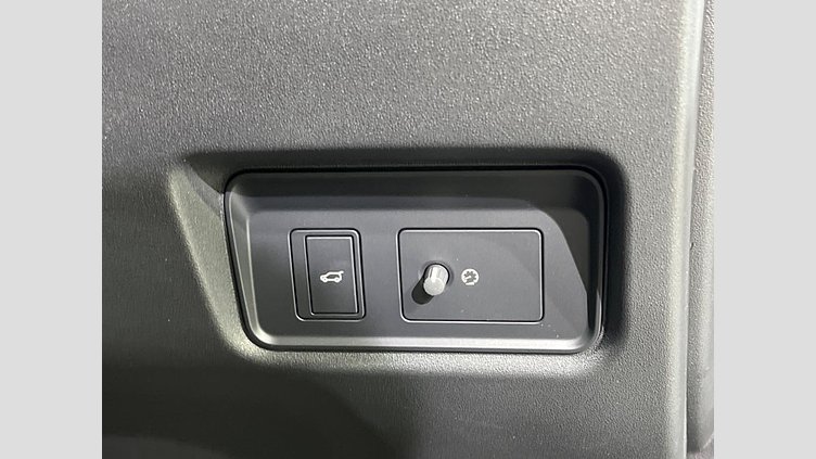 2022 認定中古車 Jaguar E-Pace フジホワイト P250 AWD（オートマチック） R-DYNAMIC SE