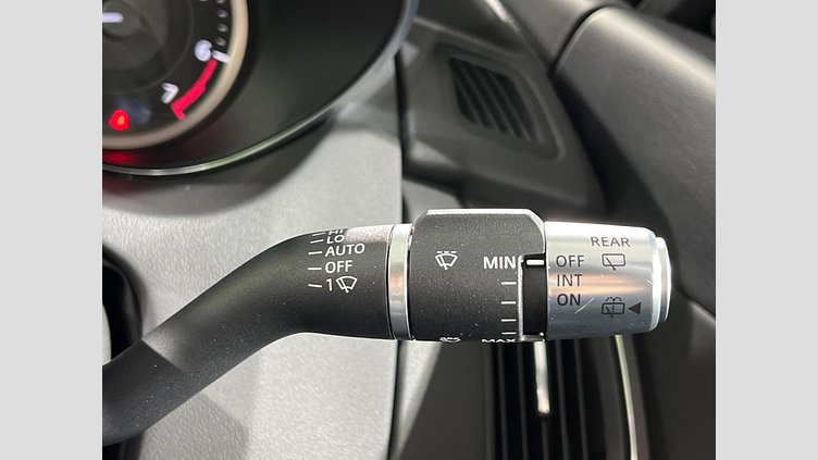 2022 認定中古車 Jaguar E-Pace フジホワイト P250 AWD（オートマチック） R-DYNAMIC SE