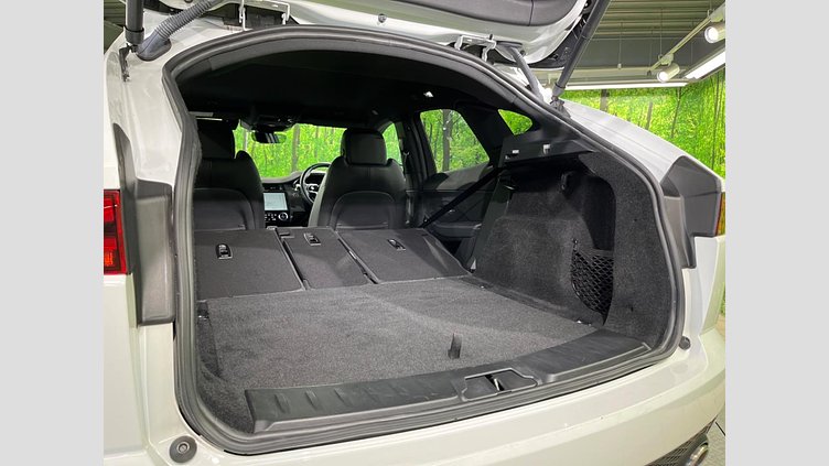 2022 認定中古車 Jaguar E-Pace フジホワイト P250 AWD（オートマチック） R-DYNAMIC SE