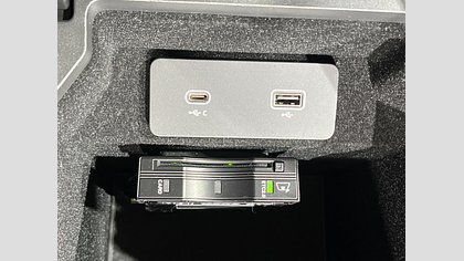 E-Pace 59