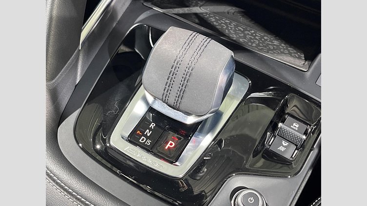 2022 認定中古車 Jaguar E-Pace フジホワイト P250 AWD（オートマチック） R-DYNAMIC SE