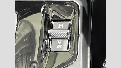 E-Pace 19
