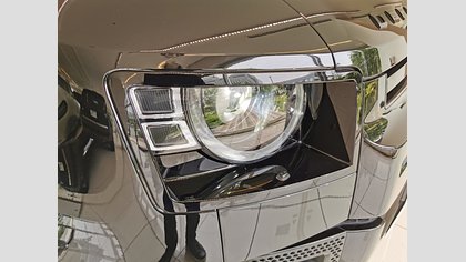 Defender 110 9