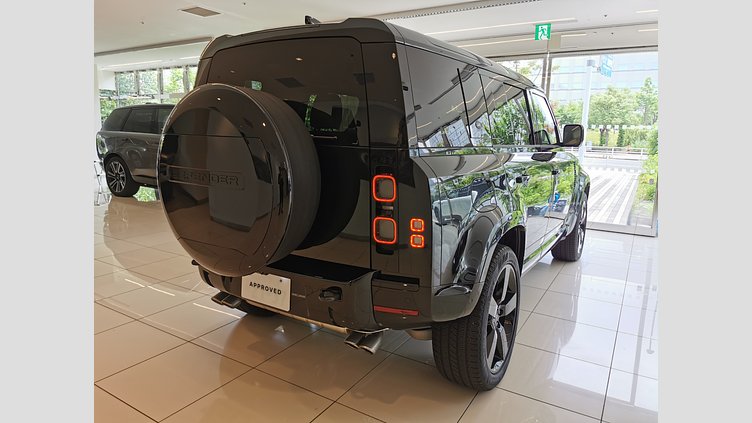 2024 認定中古車 Land Rover Defender 110 サントリーニブラック P525 AWD (AT) V8